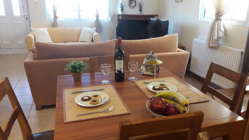 Ideal Family House Néa Péramos المظهر الخارجي الصورة